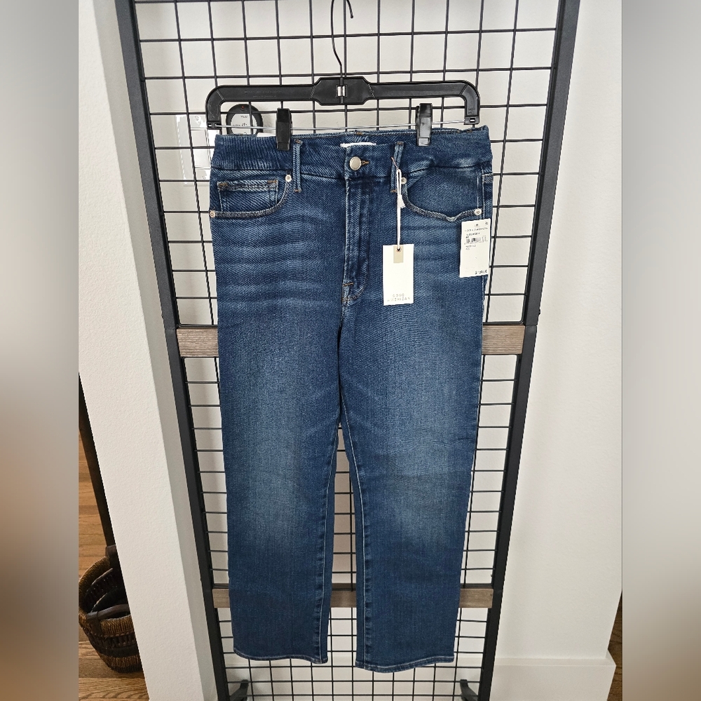 NWT Good American Good Legs Straight Jeans